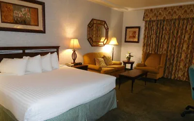 Photo 5 - University Square Hotel