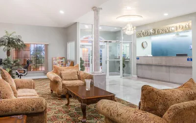 Photo 4 - Days Inn by Wyndham Portland/Corpus Christi