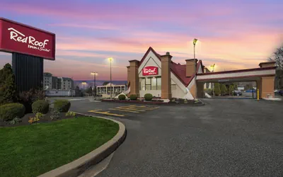Red Roof Inn & Suites Newark - University
