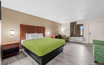 Photo 2 - Econo Lodge Kannapolis - Concord