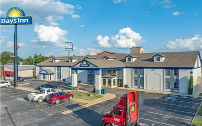 Photo 2 - Days Inn by Wyndham Pauls Valley