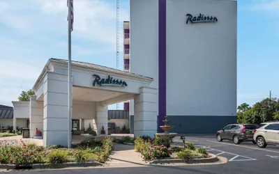 Photo 2 - Radisson Hotel Grand Rapids Riverfront