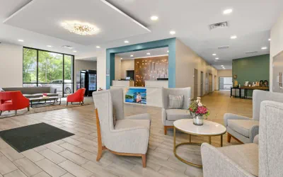 Photo 4 - Comfort Inn & Suites