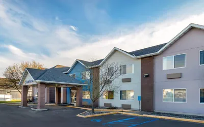 Photo 2 - Comfort Inn Fergus Falls