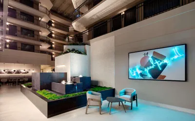Photo 3 - Embassy Suites by Hilton San Rafael at Marin Center