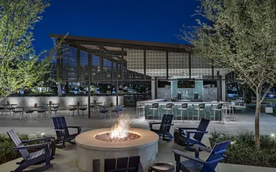 Photo 2 - Omni Las Colinas Hotel