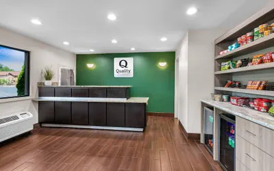 Photo 4 - Quality Inn