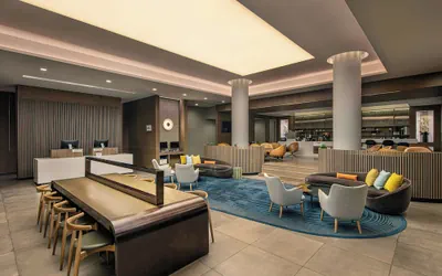 Photo 4 - Sheraton LaGuardia East Hotel