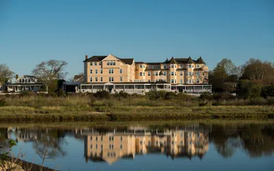 Harbor View Hotel