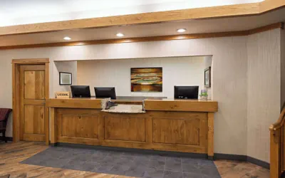 Photo 4 - Days Inn & Suites by Wyndham Bozeman