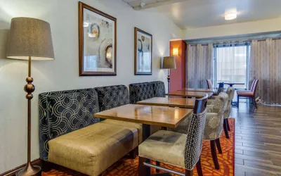 Photo 5 - Hampton Inn Johnson City
