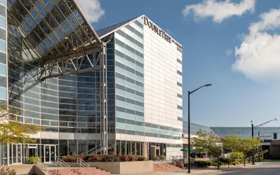 Photo 2 - Doubletree Hotel South Bend