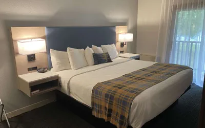 Photo 2 - Best Western Lake Lucille Inn