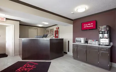 Photo 4 - Red Roof Inn Dayton - Huber Heights