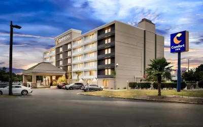 Photo 2 - Comfort Inn University