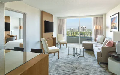 Photo 5 - Warner Center Marriott Woodland Hills