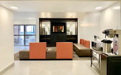 Photo 4 - Motel 6 Lewisville, TX - Medical City
