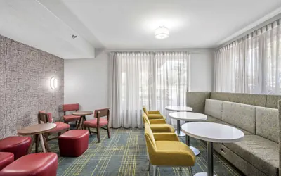 Photo 2 - Hampton Inn Cleveland-Westlake
