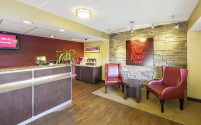 Photo 4 - Red Roof Inn Richmond South