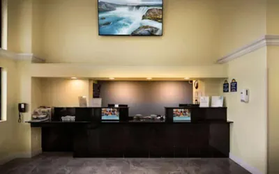 Photo 3 - Days Inn by Wyndham Wayne