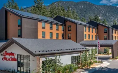 Photo 2 - Hampton Inn & Suites South Lake Tahoe