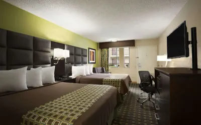 Photo 4 - Days Inn by Wyndham Dallas Irving