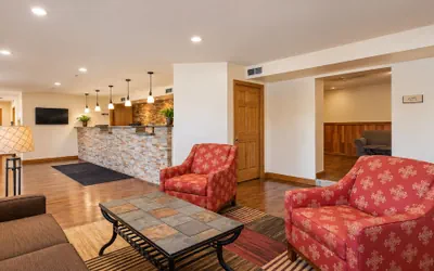 Photo 3 - Sturgis Lodge & Suites, Travelodge by Wyndham