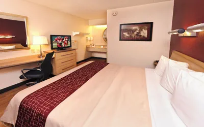 Photo 5 - Red Roof Inn Louisville East - Hurstbourne