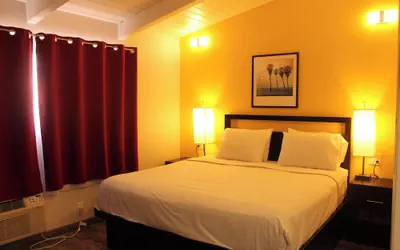 Photo 3 - Sunset Inn