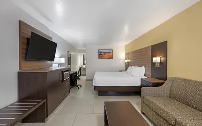 Photo 2 - Best Western Santa Rosa Inn