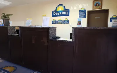 Photo 4 - Days Inn by Wyndham Cortez