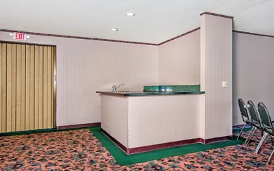Photo 5 - Days Inn by Wyndham Novato/San Francisco