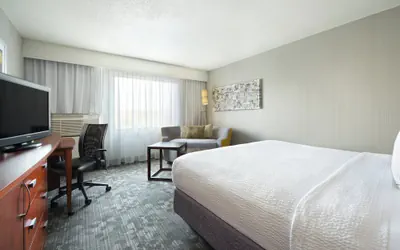 Photo 2 - Courtyard by Marriott Mishawaka-University Area