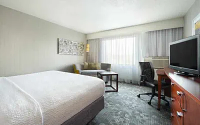 Photo 4 - Courtyard by Marriott Mishawaka-University Area