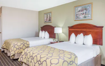 Photo 5 - Baymont by Wyndham Clarksville Northeast