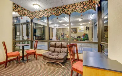 Photo 3 - Days Inn by Wyndham Hernando