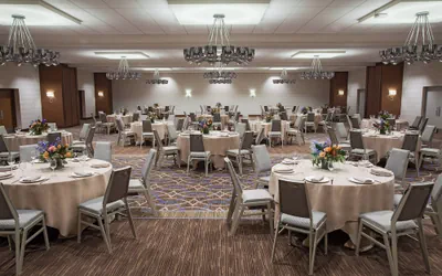 Photo 4 - Sheraton Pittsburgh Airport Hotel