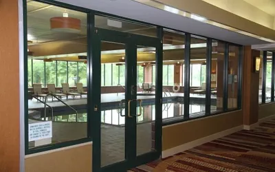 Photo 3 - Holiday Inn Manitowoc by IHG