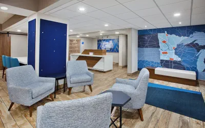 Photo 4 - Holiday Inn Express & Suites Eden Prairie – Minneapolis by IHG