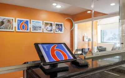 Photo 3 - Motel 6 Dumfries, VA