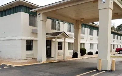 Photo 2 - Motel 6 Hope, AR