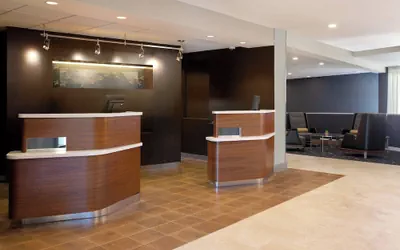 Photo 3 - Courtyard By Marriott Palm Springs