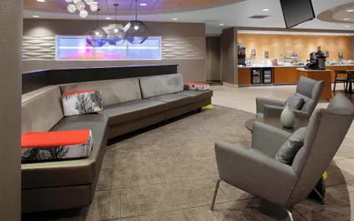 Photo 4 - SpringHill Suites Cincinnati North/Forest Park