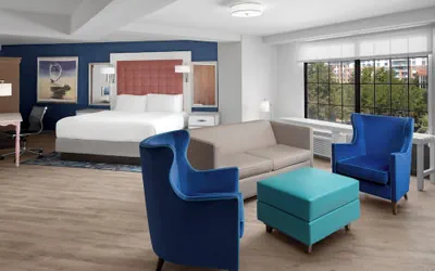 Photo 4 - Hotel Indigo Mount Pleasant by IHG