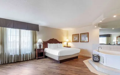 Photo 2 - Best Western Plus Steeplegate Inn