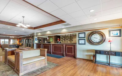 Photo 3 - Best Western Plus Steeplegate Inn