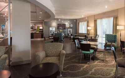 Photo 4 - Hampton Inn Brooksville Dade