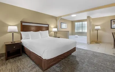 Photo 5 - Best Western Plus Prairie Inn