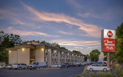 Best Western Plus Prairie Inn