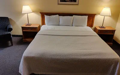Photo 4 - Stockton Inn